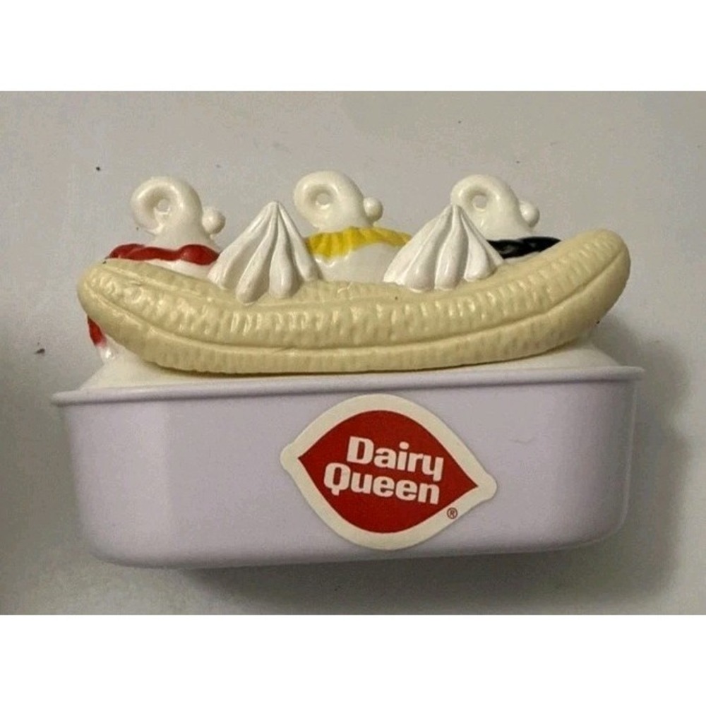VTG Dairy Queen Banana Split Sundae Play Food Advertising Collectible J/1